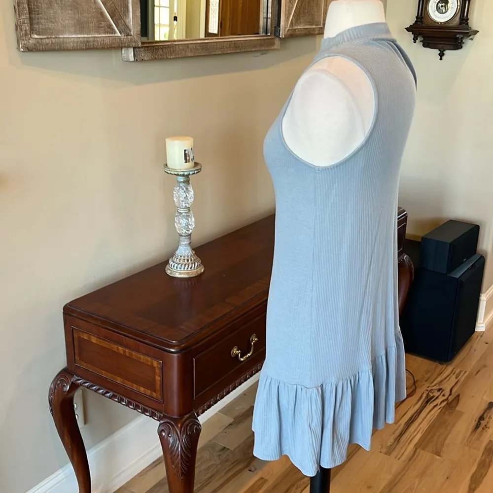 New Dress Choker Neck Gray Ruffle Hem - Image 8