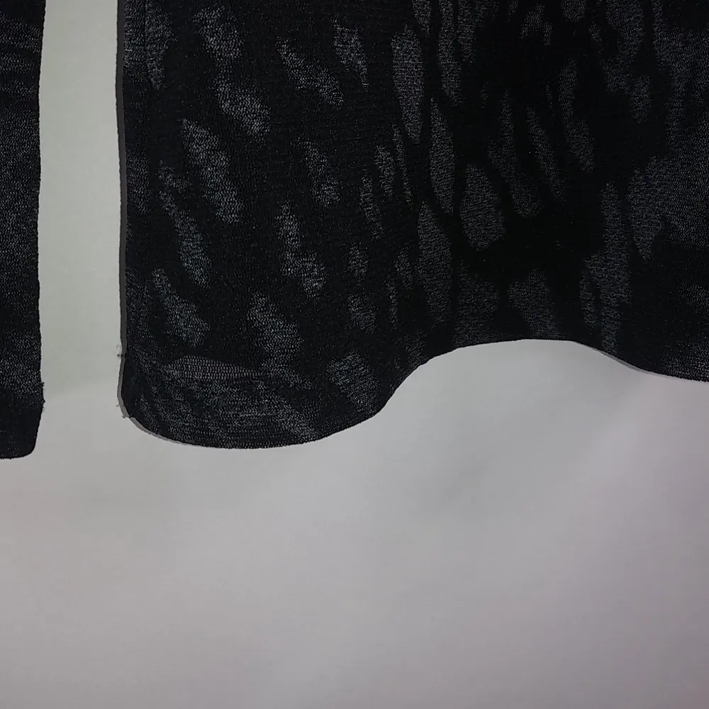 Bisou Bisou XL Black On Black Top Plus - Image 4