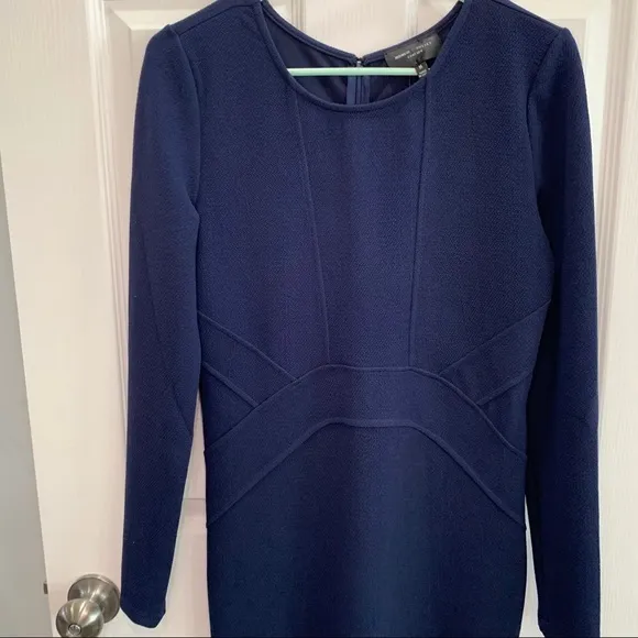 NWT Romeo &‎ Juliet Couture long sleeve navy dress - Image 2