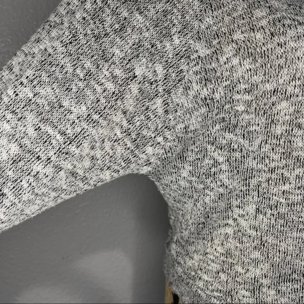 Phanuel Anthropologie Gray Long Sleeve Scoop Neck Pullover Sweater Size Small - Image 5