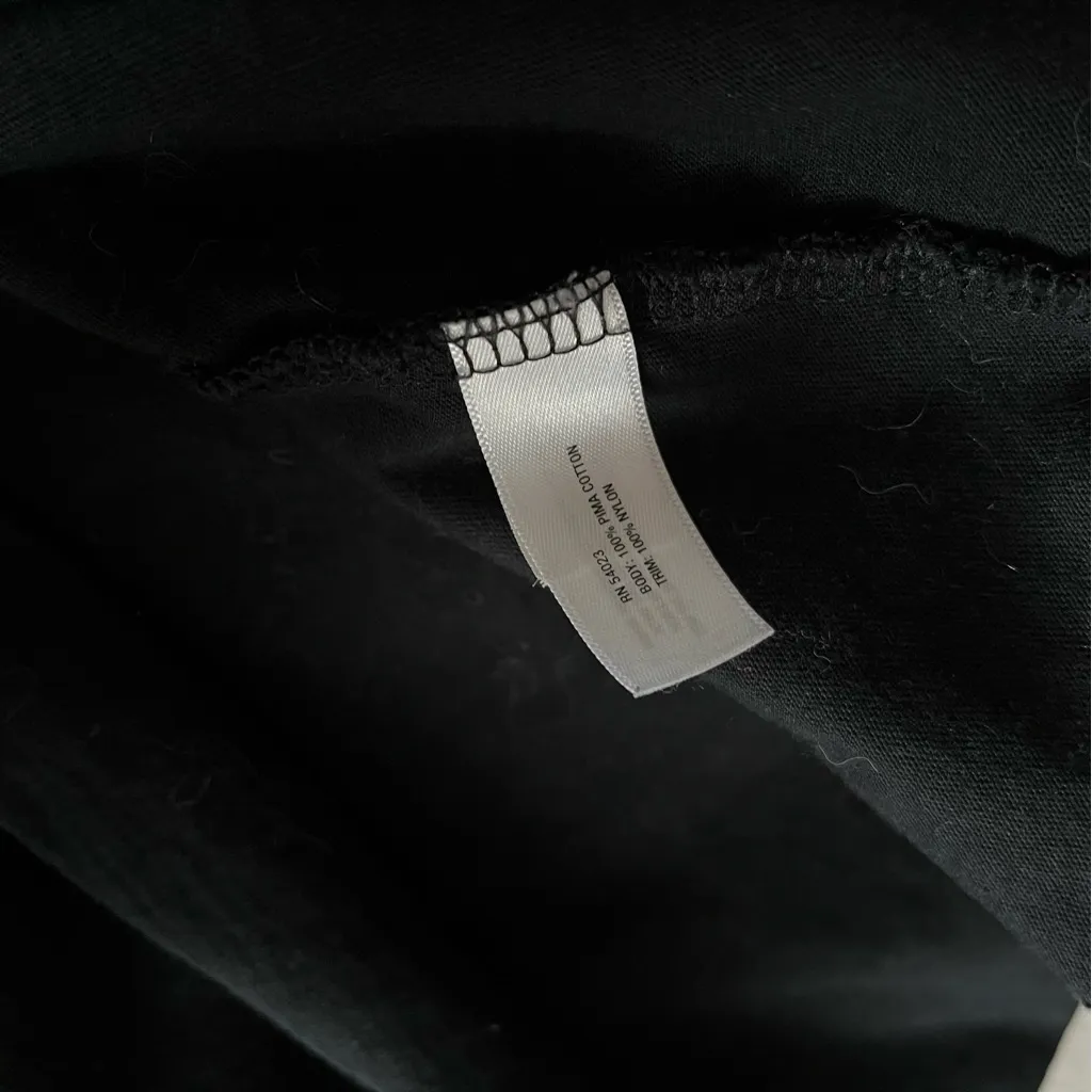 GAP Mesh Shoulder Tee - Image 4