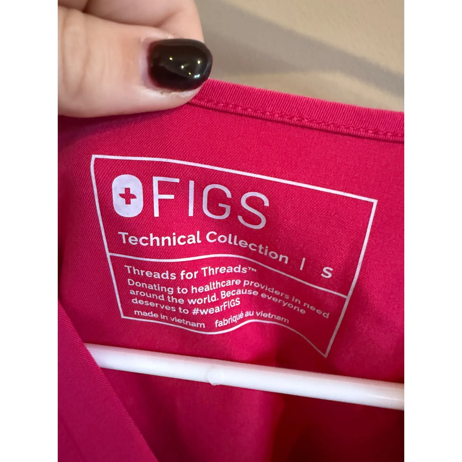 FIGS Technical Collection Scrub Set Hot Pink Women's Small Top/XS Bottom - Image 2