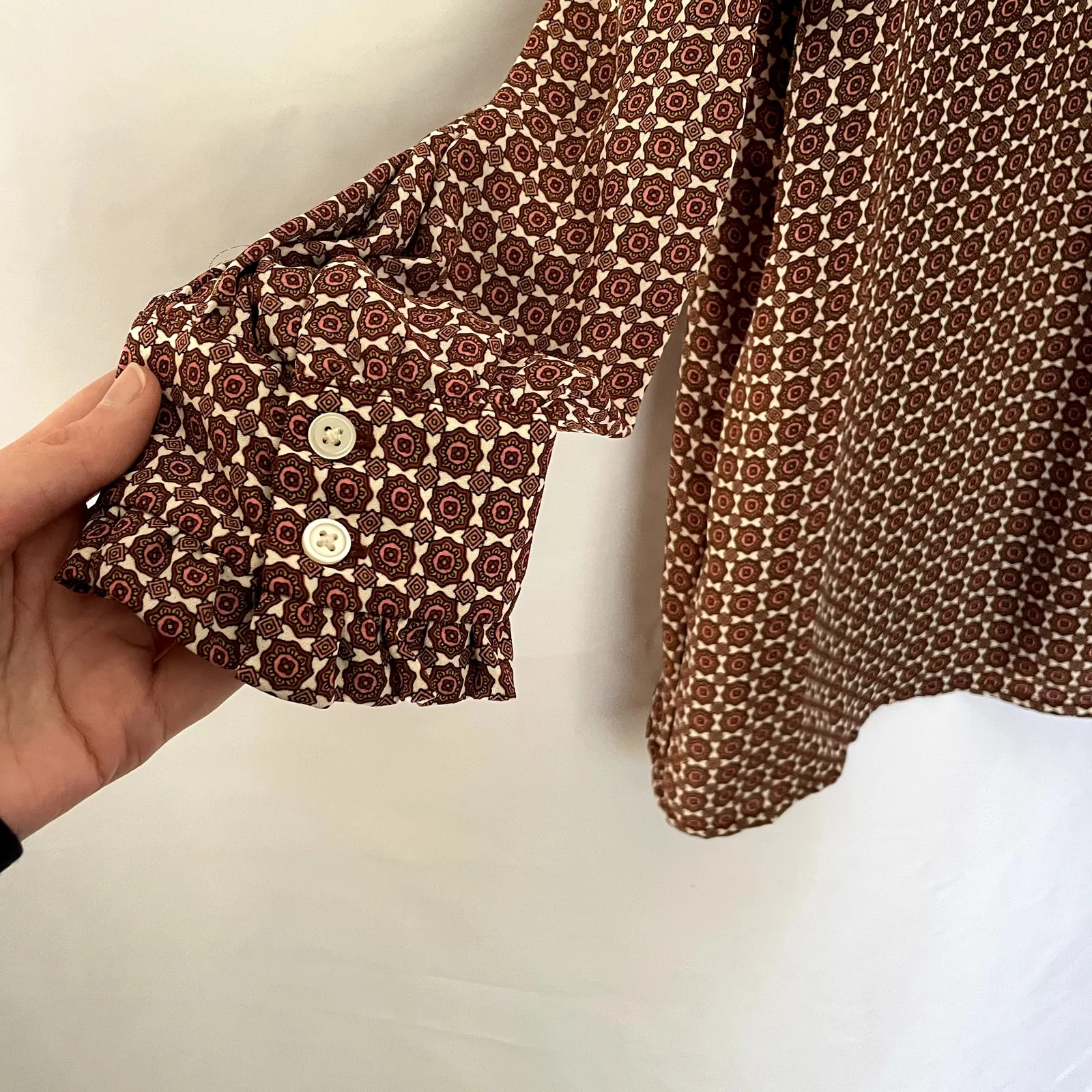 Ann Taylor LOFT brown vintage high neck long sleeved blouse women's size XL - Image 4