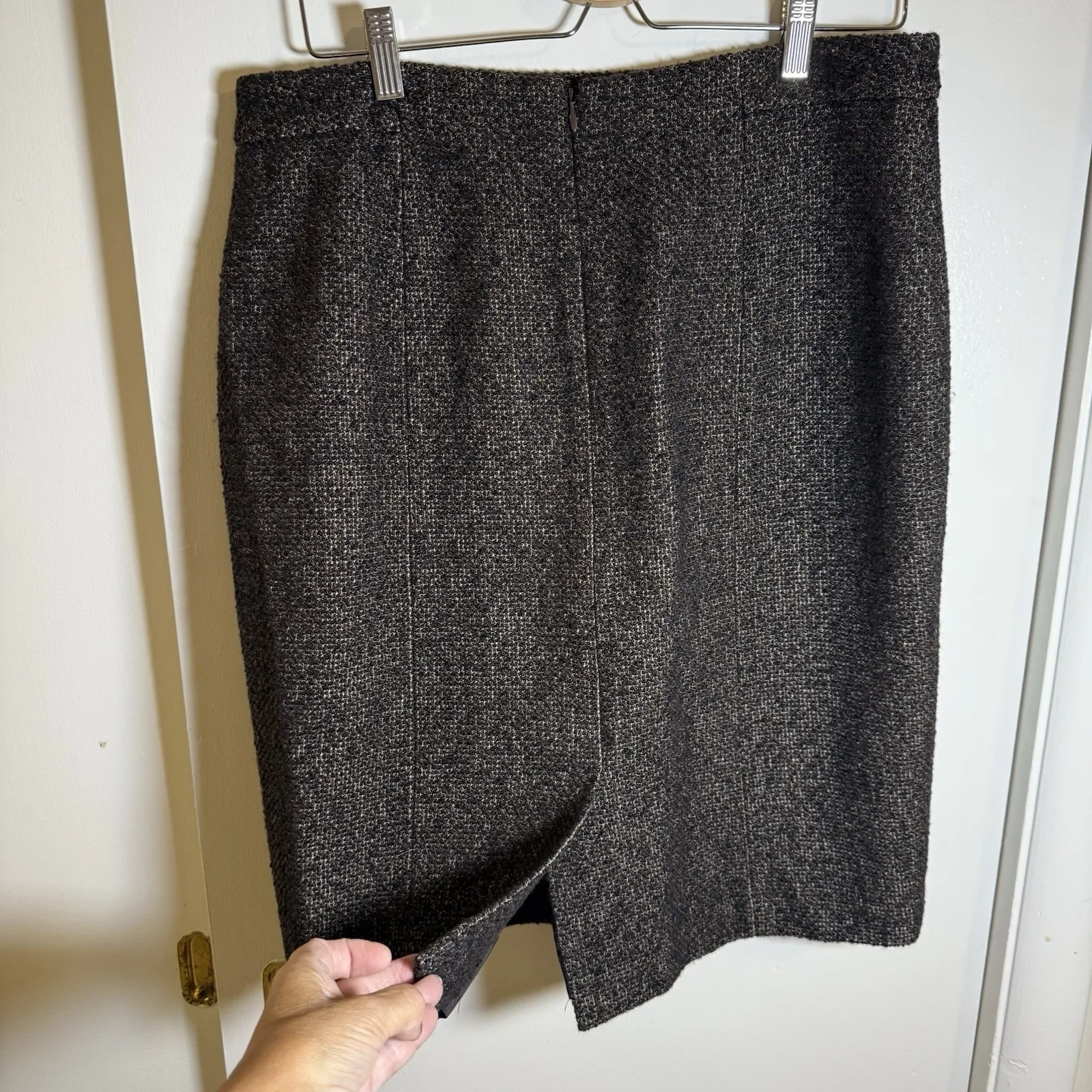 Ann Taylor Skirt‎ 12 Black Brown Tweed Wool Blend Lined Pencil Career Classic - Image 4