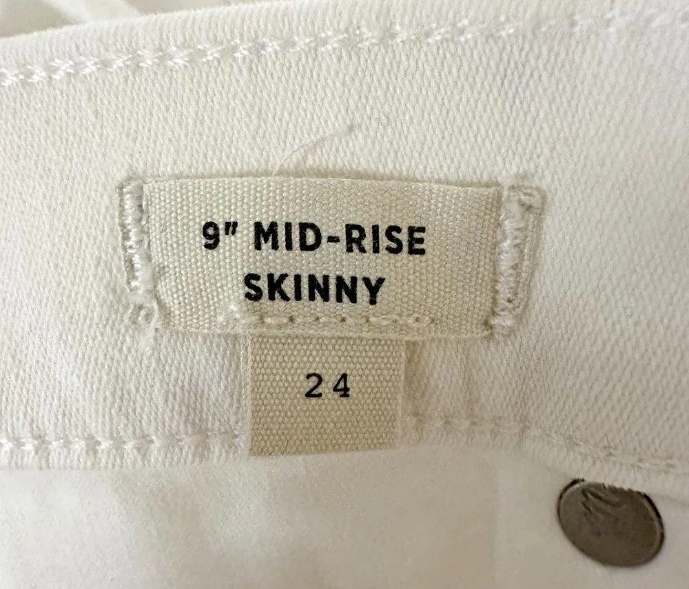 *NWT* Madewell 9" Mid-Rise Skinny Crop Jeans - Image 12