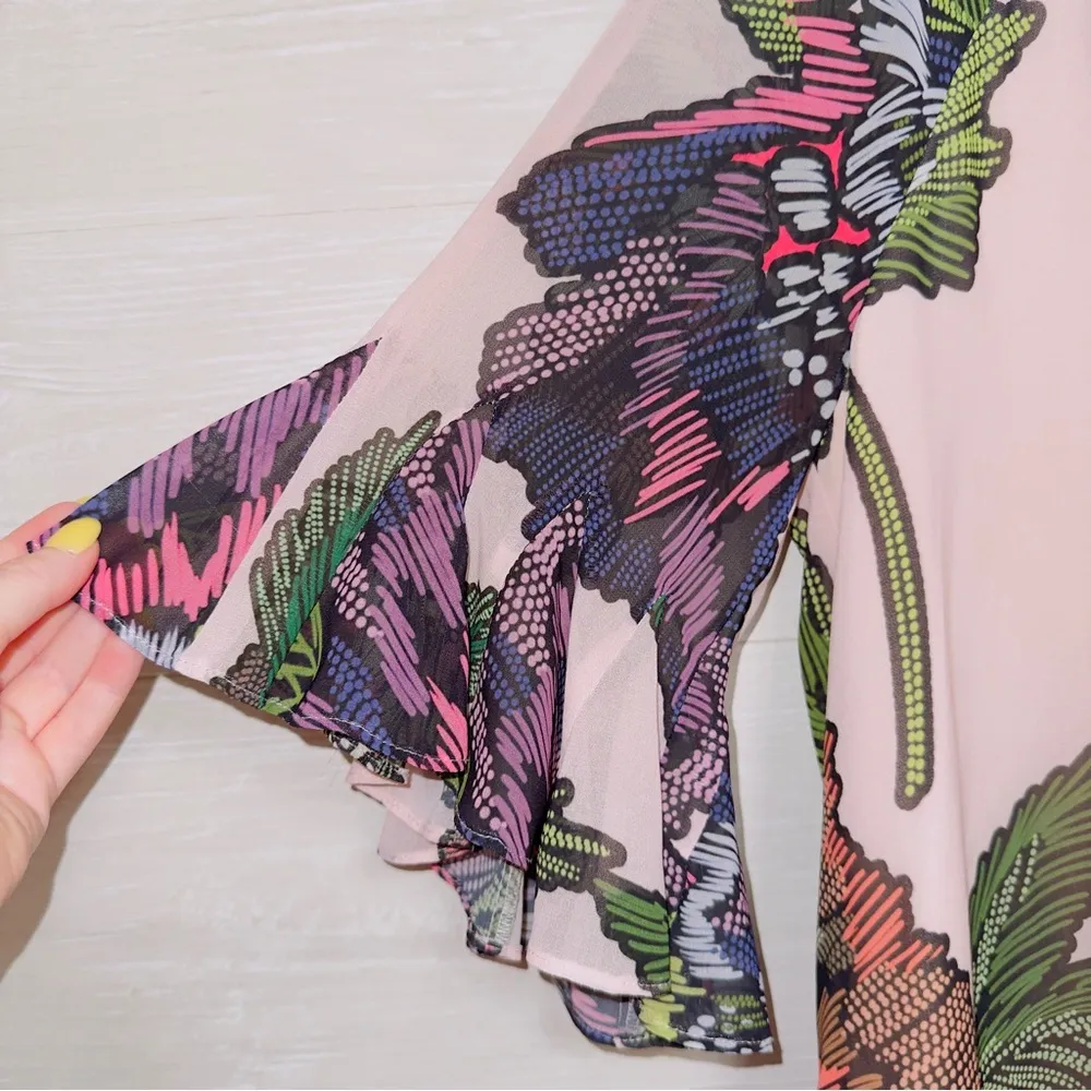 Badgley Mischka Women's Pink and Green V Neck Flutter 3/4 Sleeve Blouse Top - Image 4