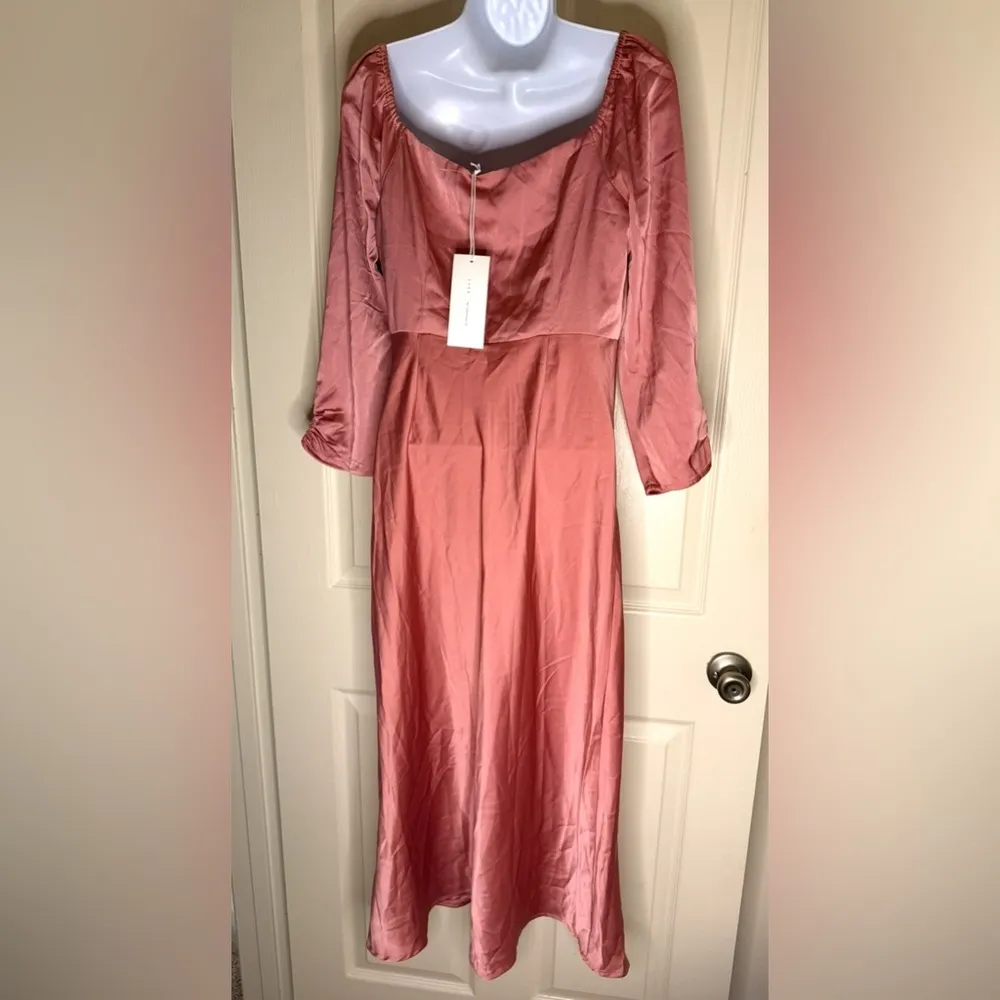 COWL NECK LONG SLEEVE MIDI DRESS IN MAUVE WOODS - Image 4