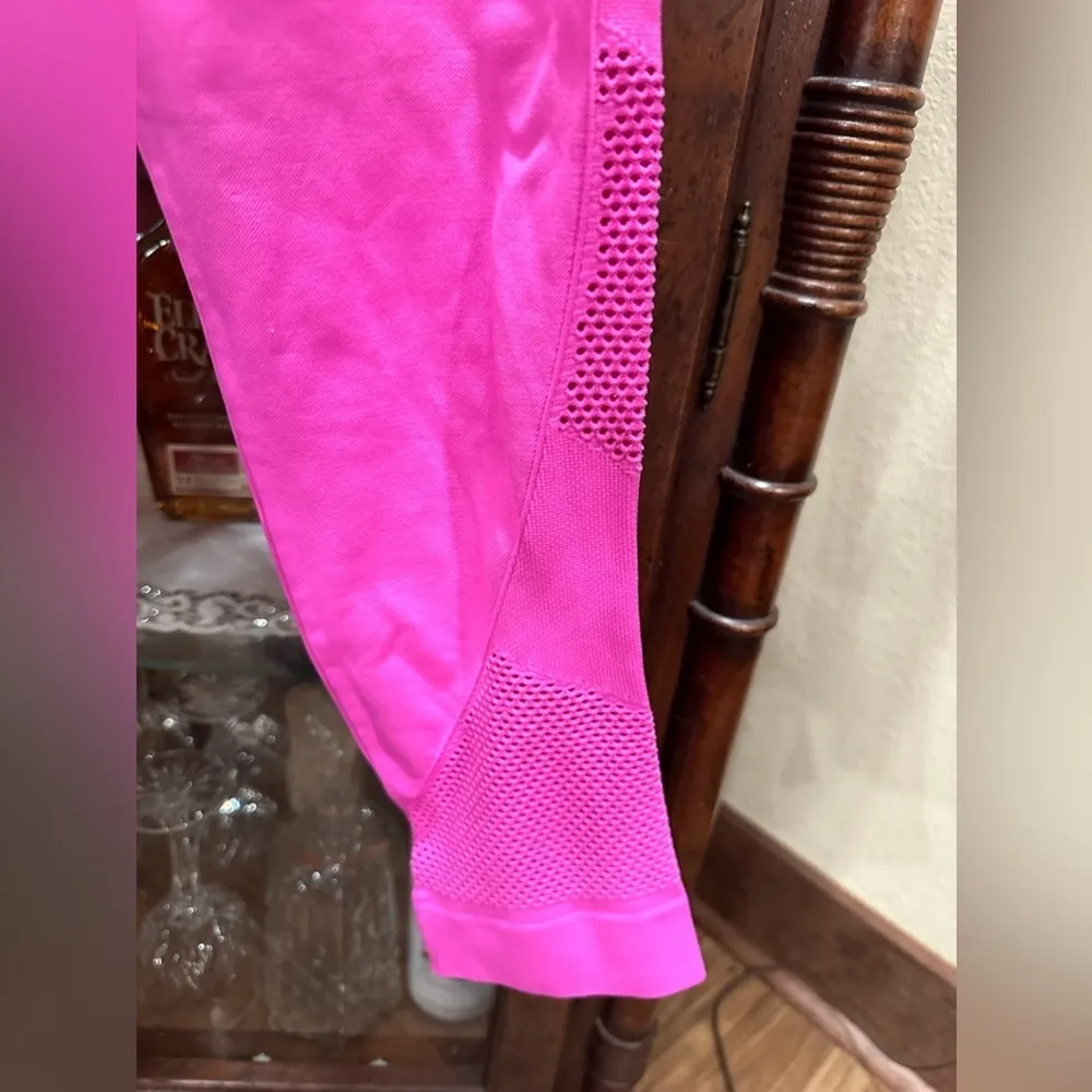 NWOT NUX Breathe Mesh Virgo Legging HOT PINK LEGGINGS Size L - Image 2