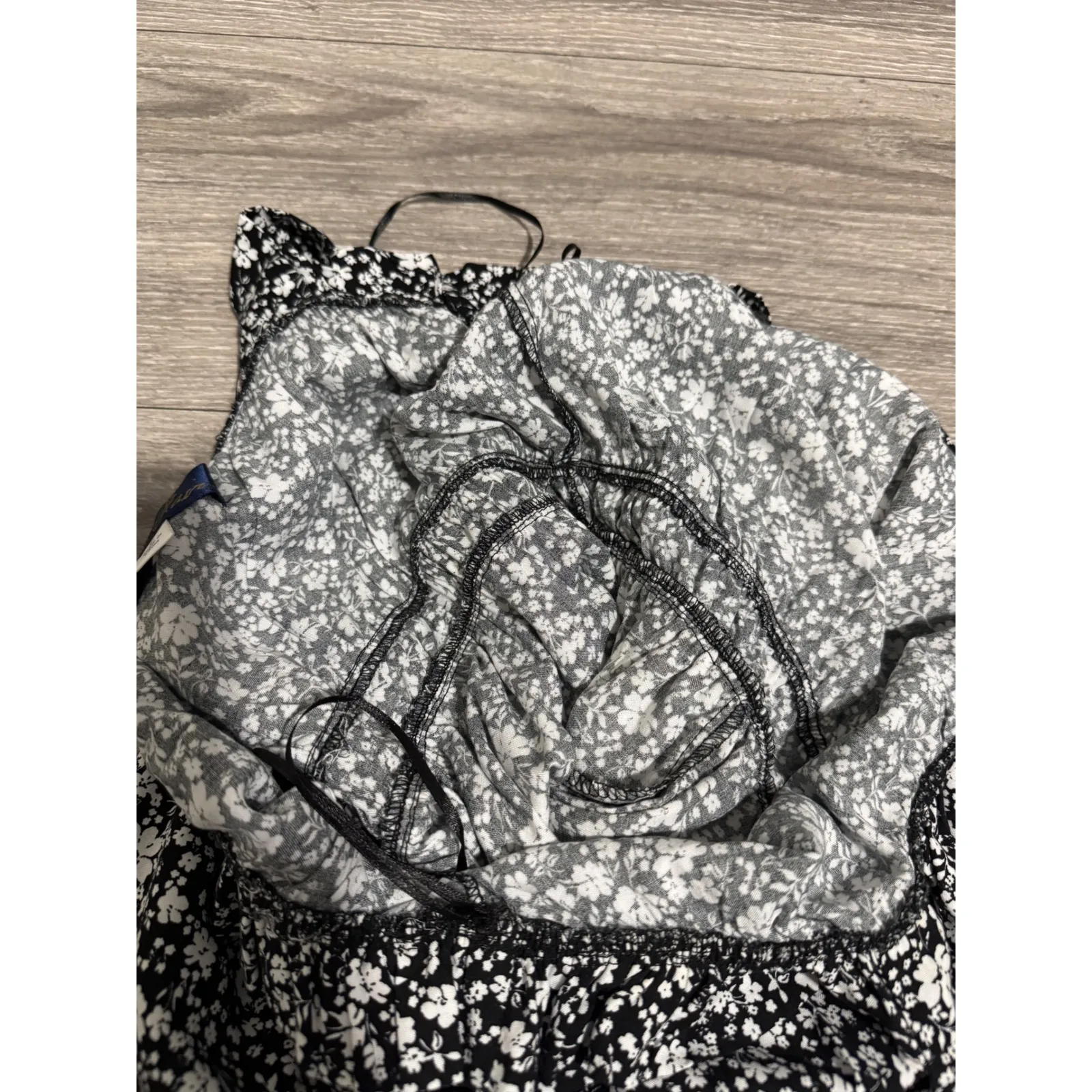 Blue Rair‎ Women Floral Jumpsuit Wide Leg Crop Tie Shoulder Smocked Waist Size L Black Size L - Image 11