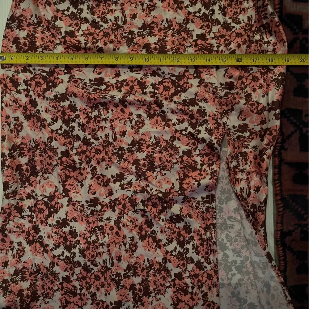 Satin maxi slit thigh dress - Image 12