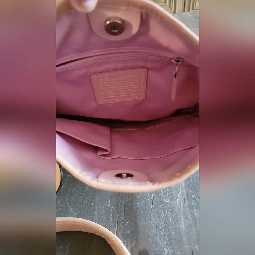 Coach Shoulder Bag Signature Sacoche Pink - Image 8