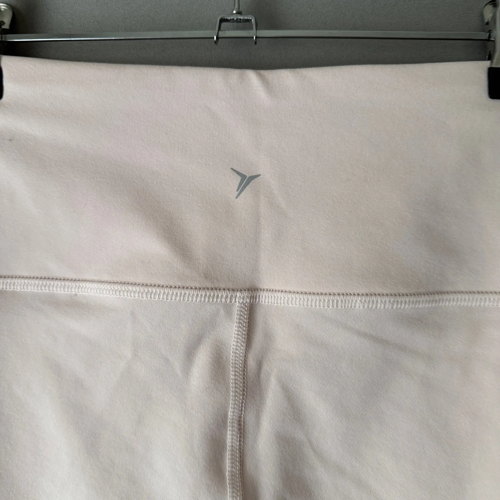 Old Navy sz S light‎ pink active shorts NWT - Image 8