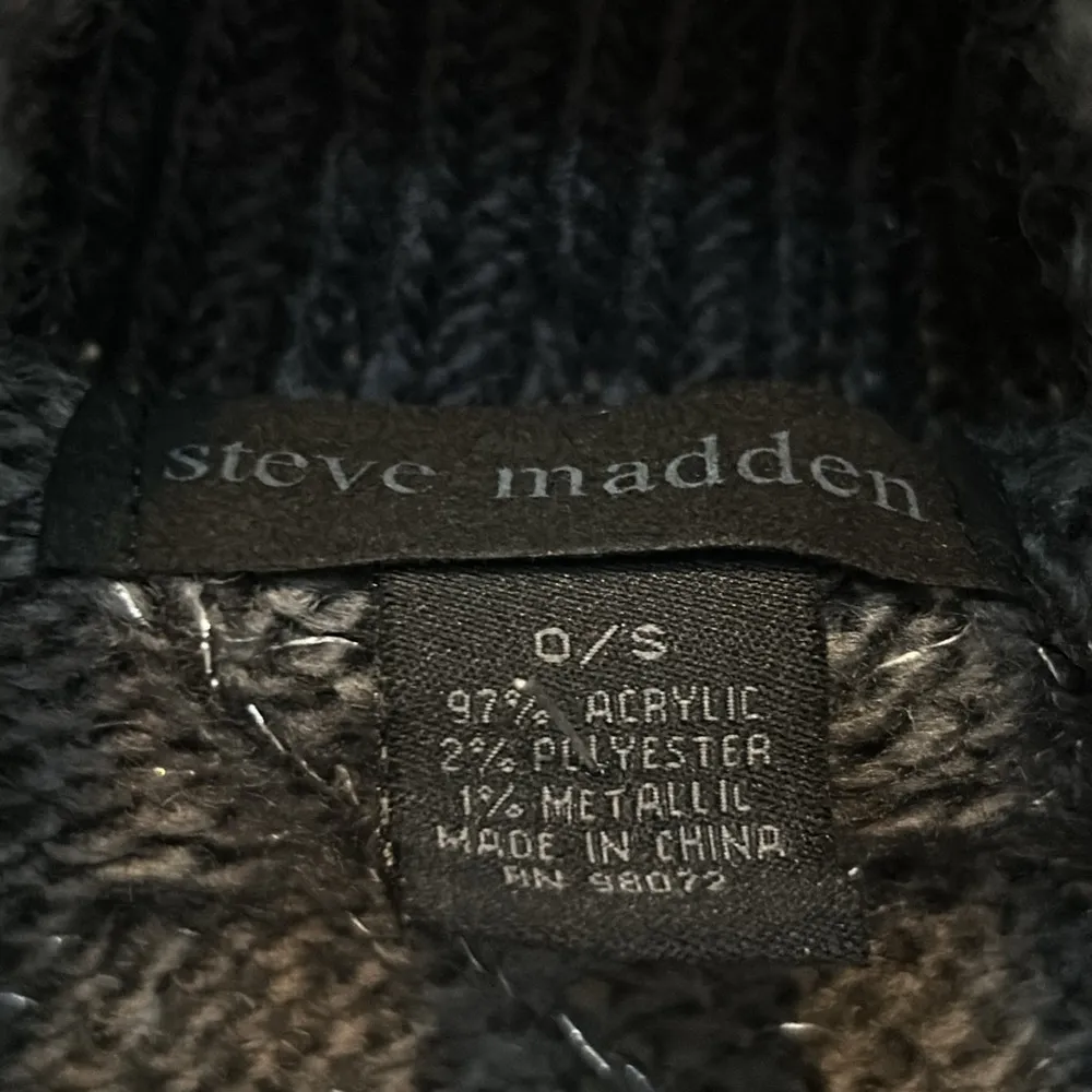 Steve Madden Sweater Poncho - Image 5