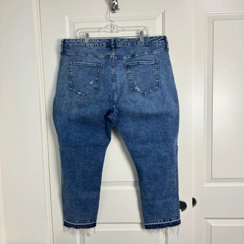 A.n.a. Distressed High Rise Straight Jeans 22W - Image 7