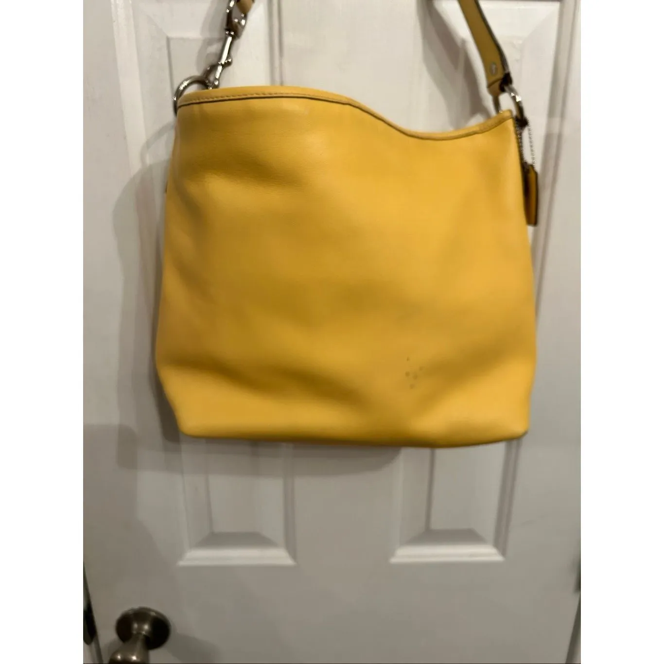 Coach F30904 Sarah Hobo Shoulder Bag Leather SV/Canary rare find boho - Image 2