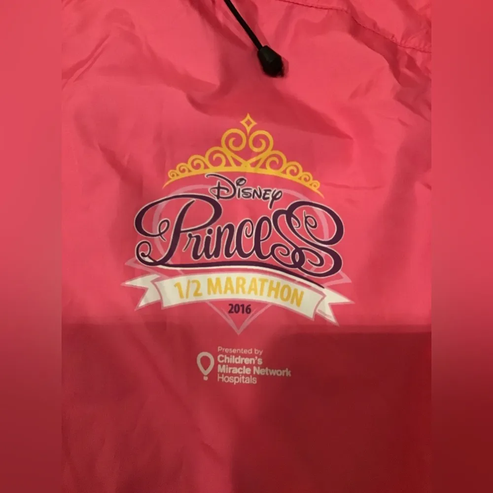Disney run Walt Disney World 2016 marathon volunteer hooded windbreaker jacket - Image 3