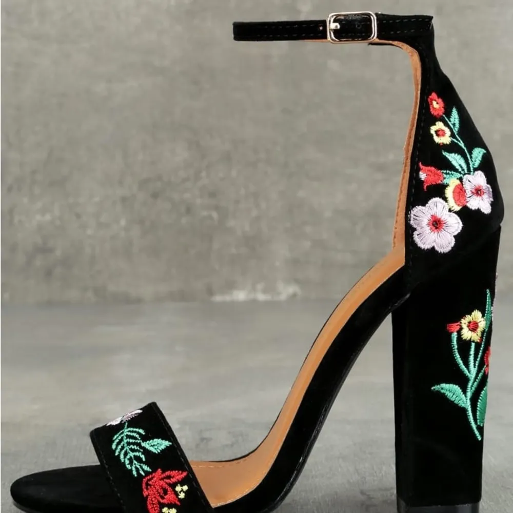 🎉🎉Lulus Black Embroidered Ankle Strap Heels - Image 3