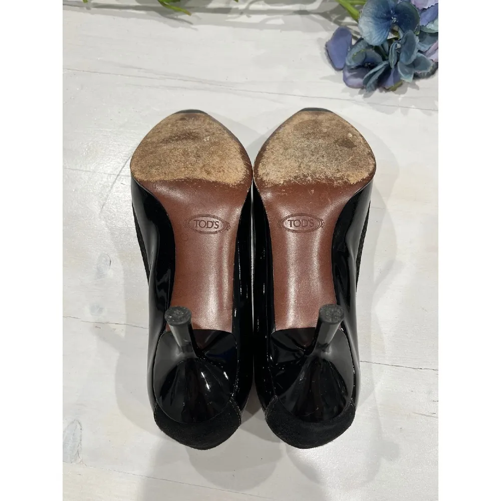 Tod's Black Patent Leather Pointed Toe Pumps Heels Fringe Detail‎ Size 8 - Image 5