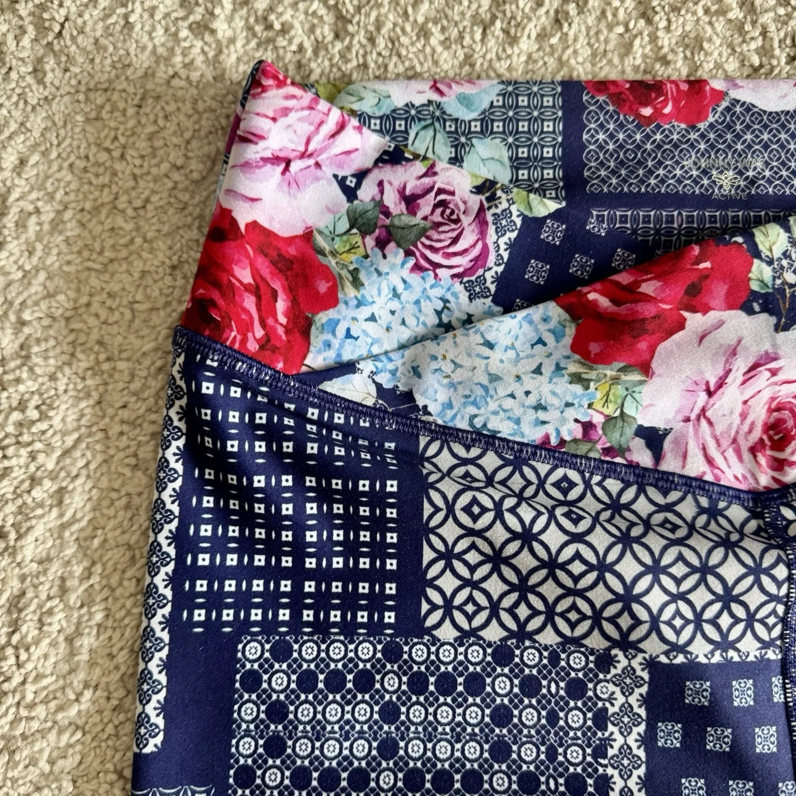 Johnny Was Bee Active Leggings Rose Patch Cross Waistband Size Large NWOT - Image 2