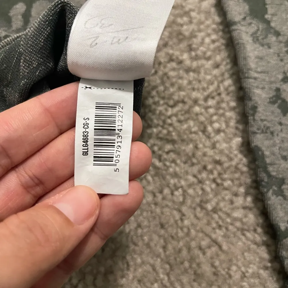 Women’s  Adapt Seamless Butt Scrunch Leggings Green Camo Size S Small - Image 7