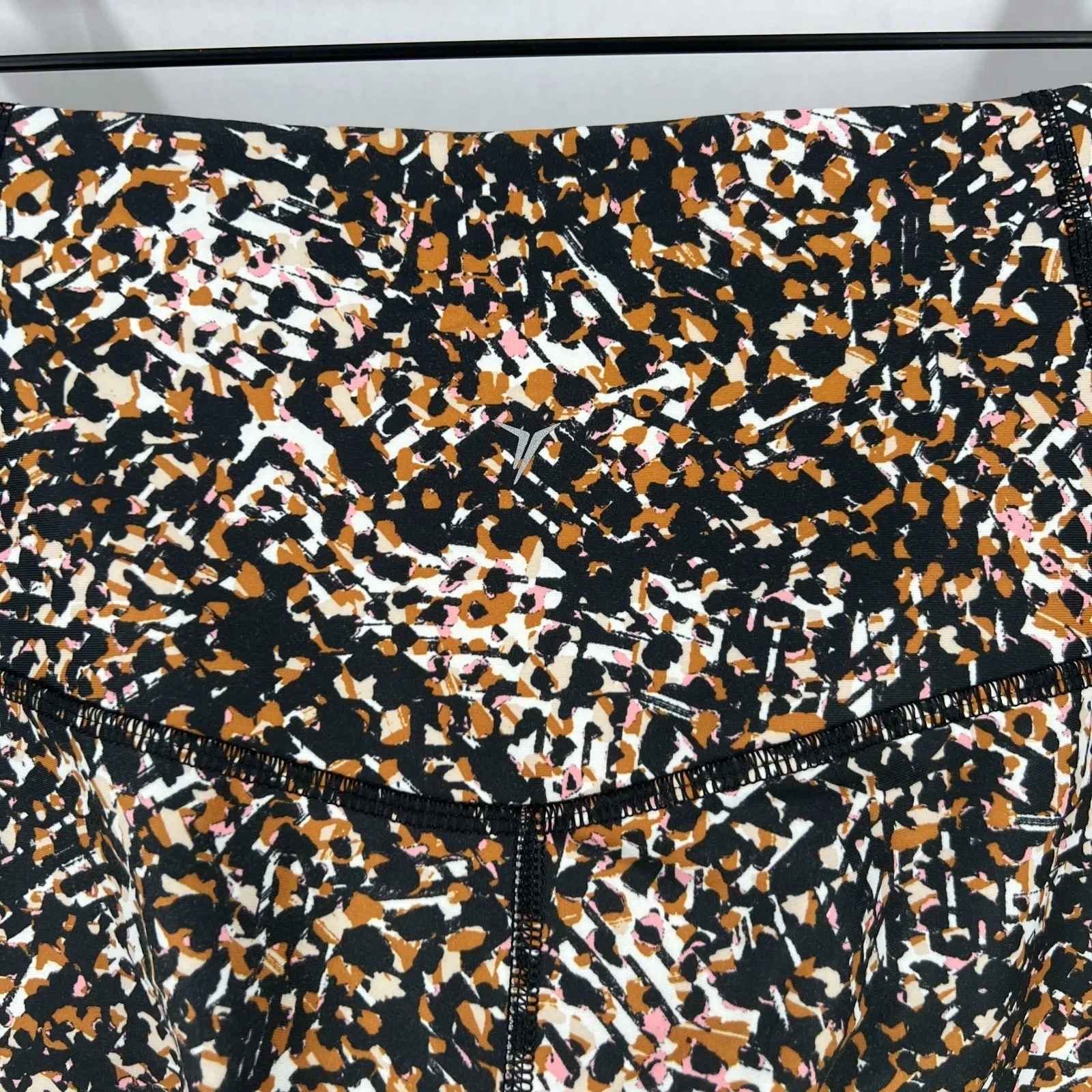 Old Navy Active Powersoft Leggings Womens Medium Multi Animal Print Training - Image 6