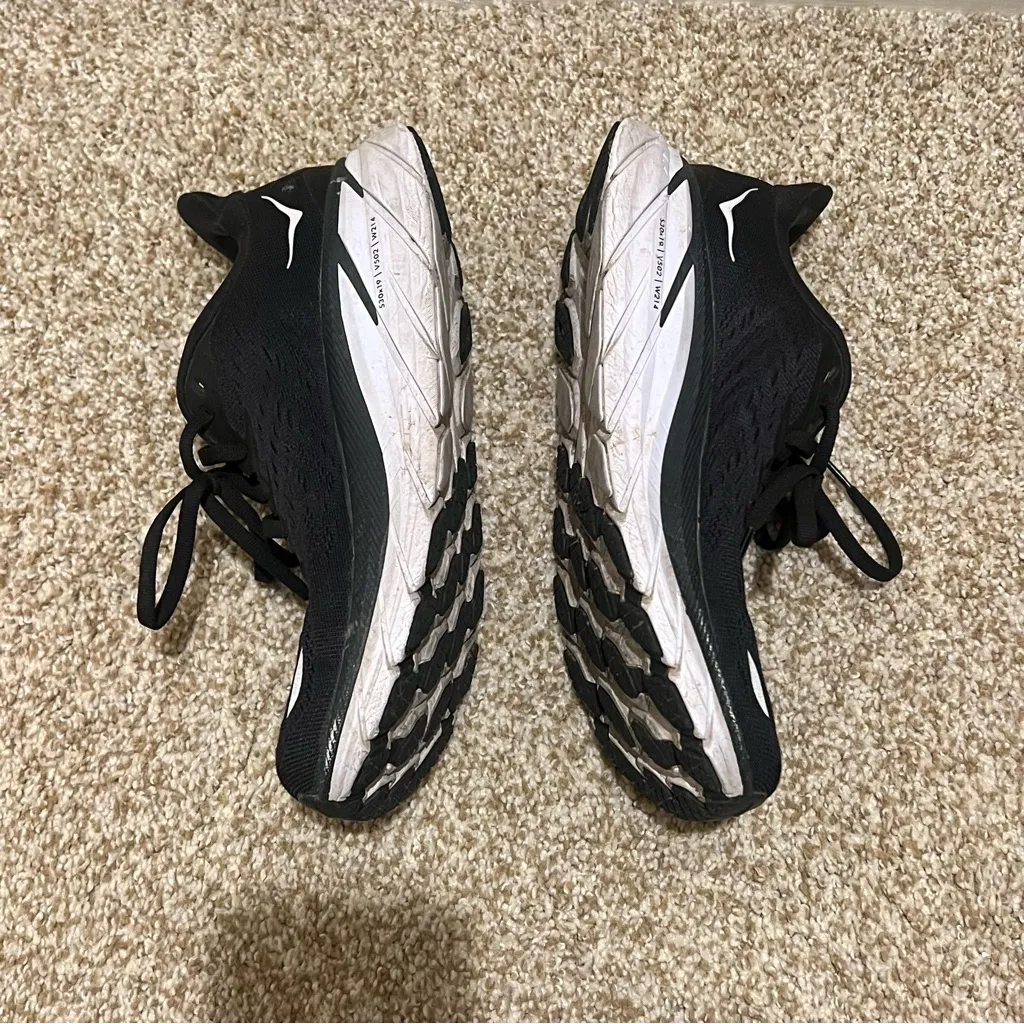 Hoka Clifton 8 Black and White Running Shoes Size 7.5 - Image 4