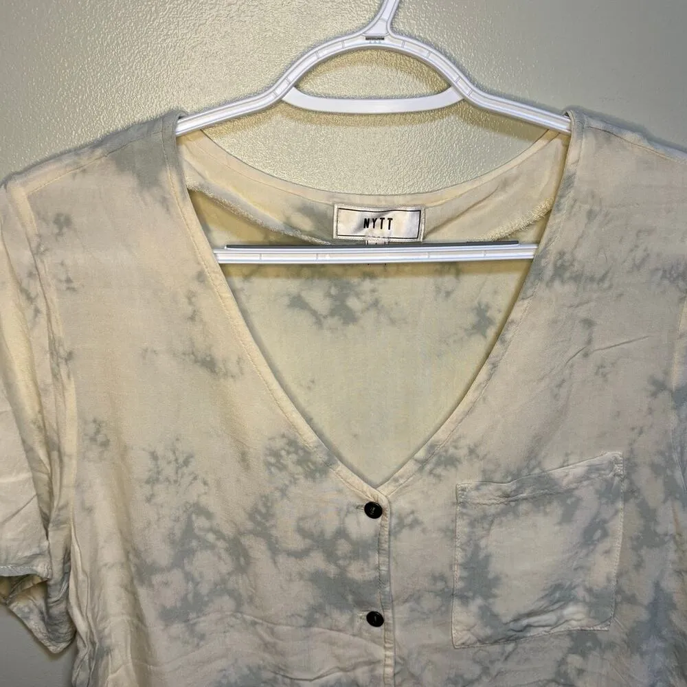 NYTT V Neck Button Up Short Sleeve T-shirt Small Tie Dye Cream Front Pocket - Image 8