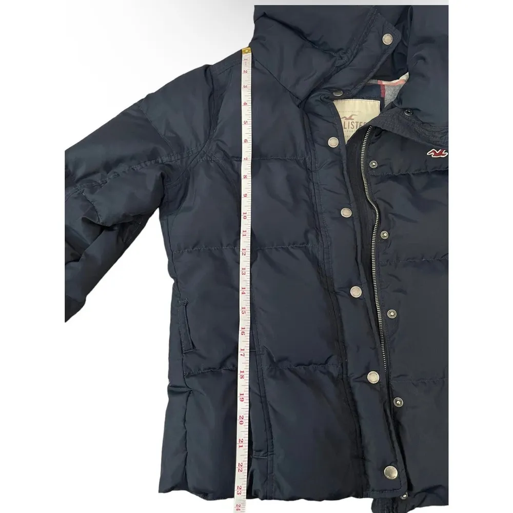 Hollister Women Navy Blue Winter Puffer Coat Jacket Plaid Lining SZ Large - EUC - Image 9