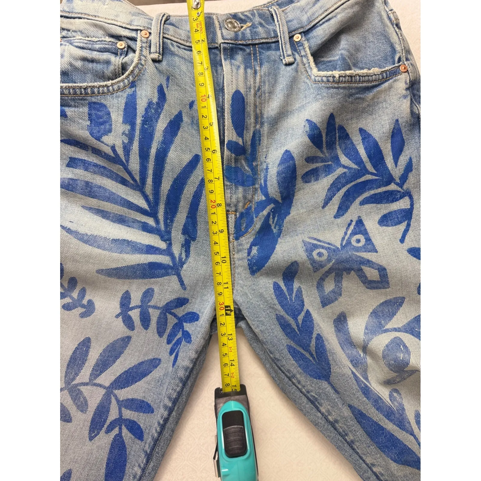 MOTHER Superior Wide Leg Jeans Blue Leaf Butterfly Print Light Wash size 26‎ - Image 9