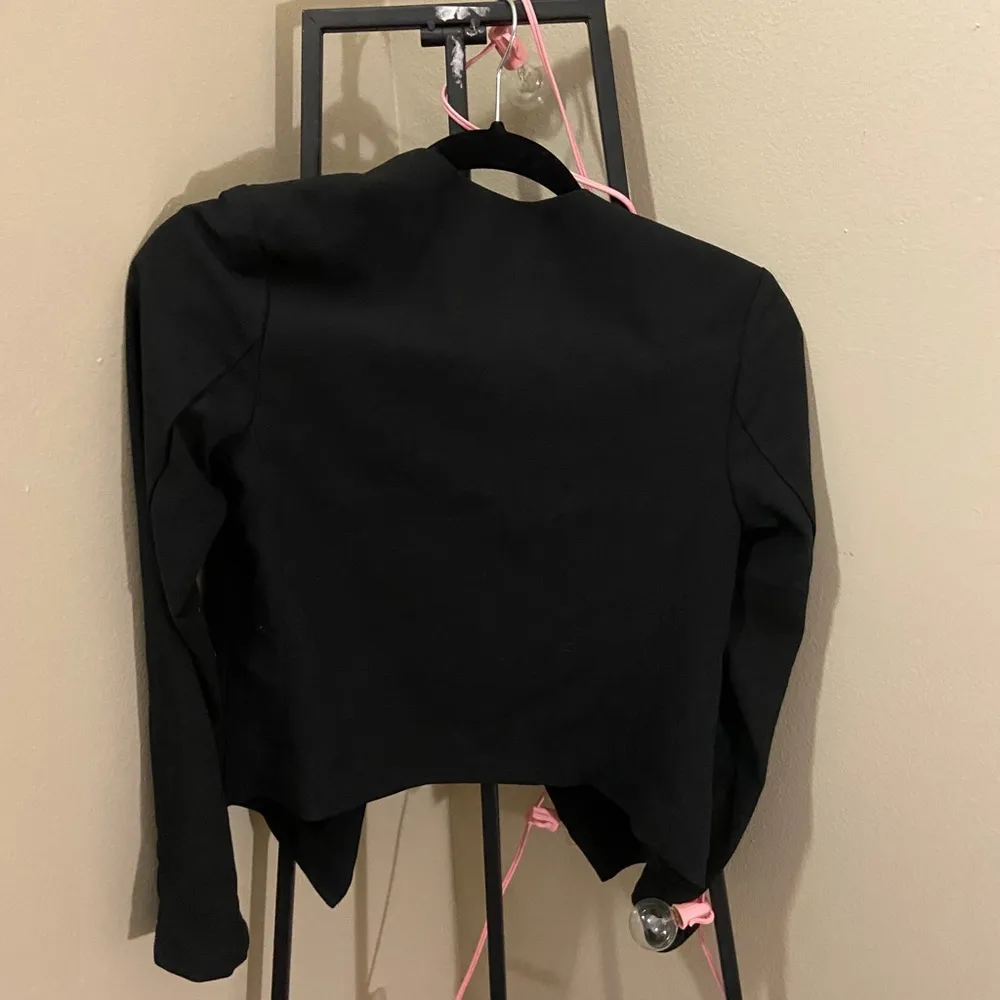 HM Collarless Blazer - Image 6