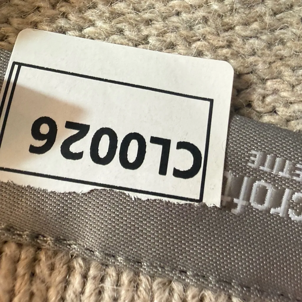 Croft & Barrow Beige Cardigan with Snowman and Heart Details - Image 5