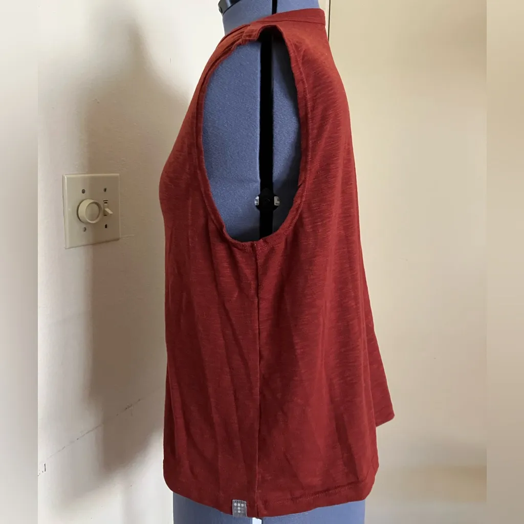 Title Nine Ravine Muscle Tank Made in Korea Red Size L - Image 2