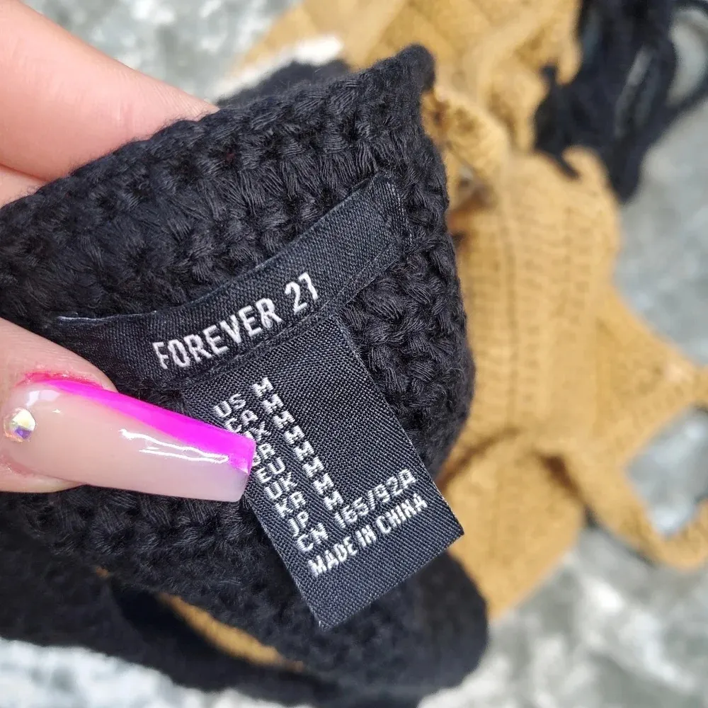 Forever 21 Cropped Knit Top - Image 6