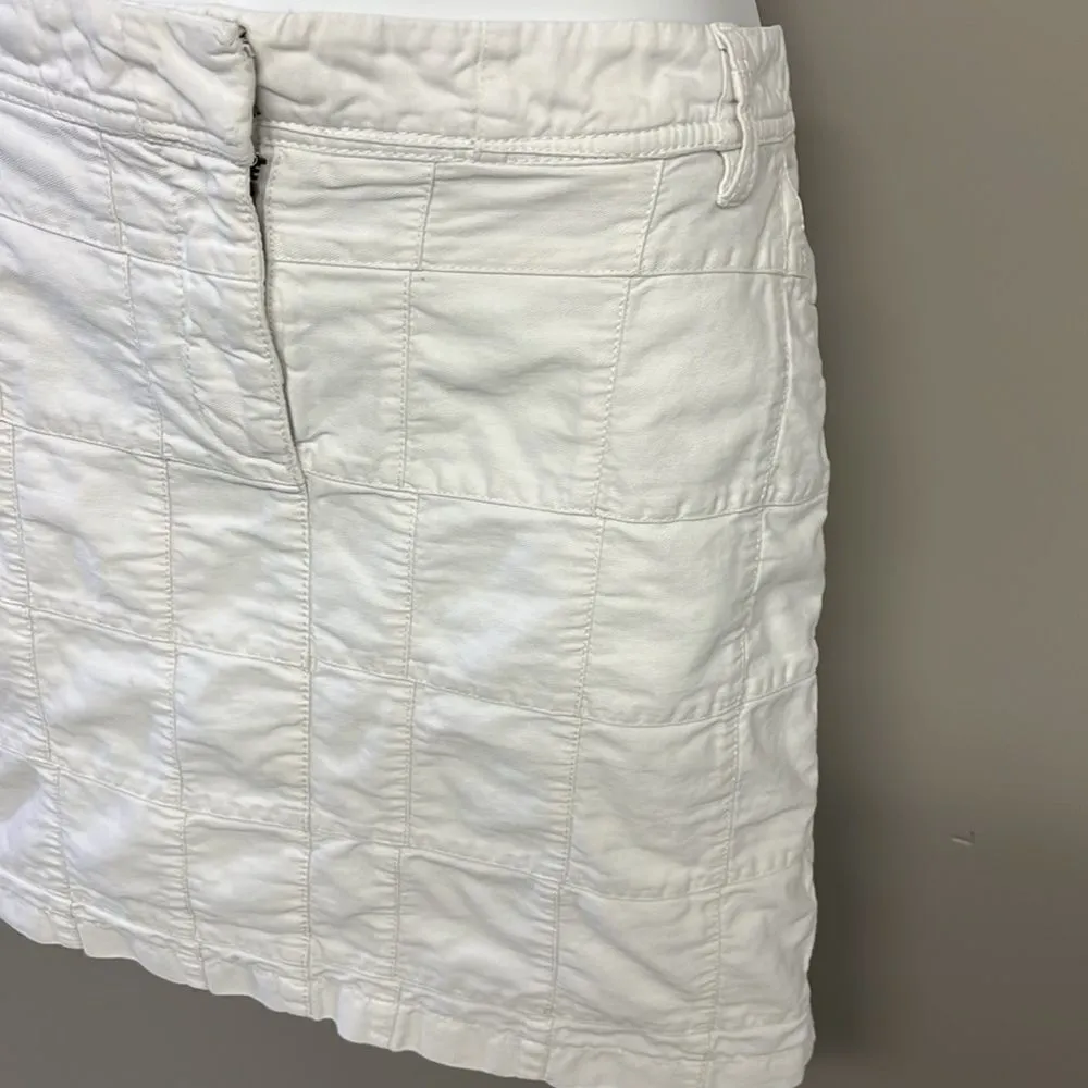 Ann Taylor LOFT White Patchwork Lined Pull Up Mini Skirt with Pockets- Size 8 - Image 2