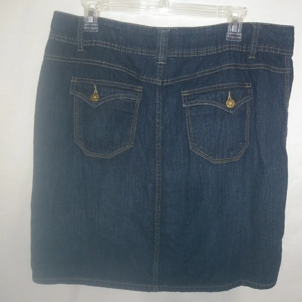 FG 14 Jeans Skirt Dark Wash Pocketed Plus - Image 3