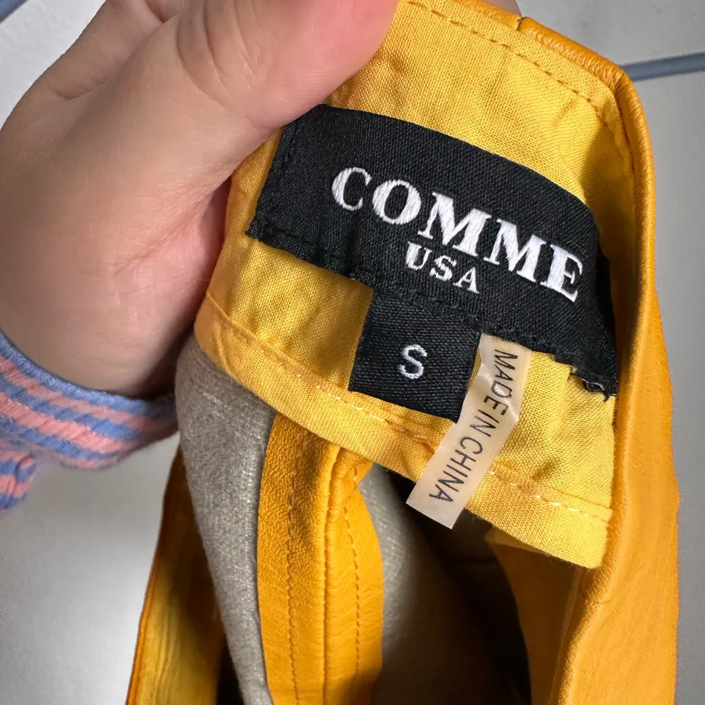 Yellow pleather skirt size small - Image 4