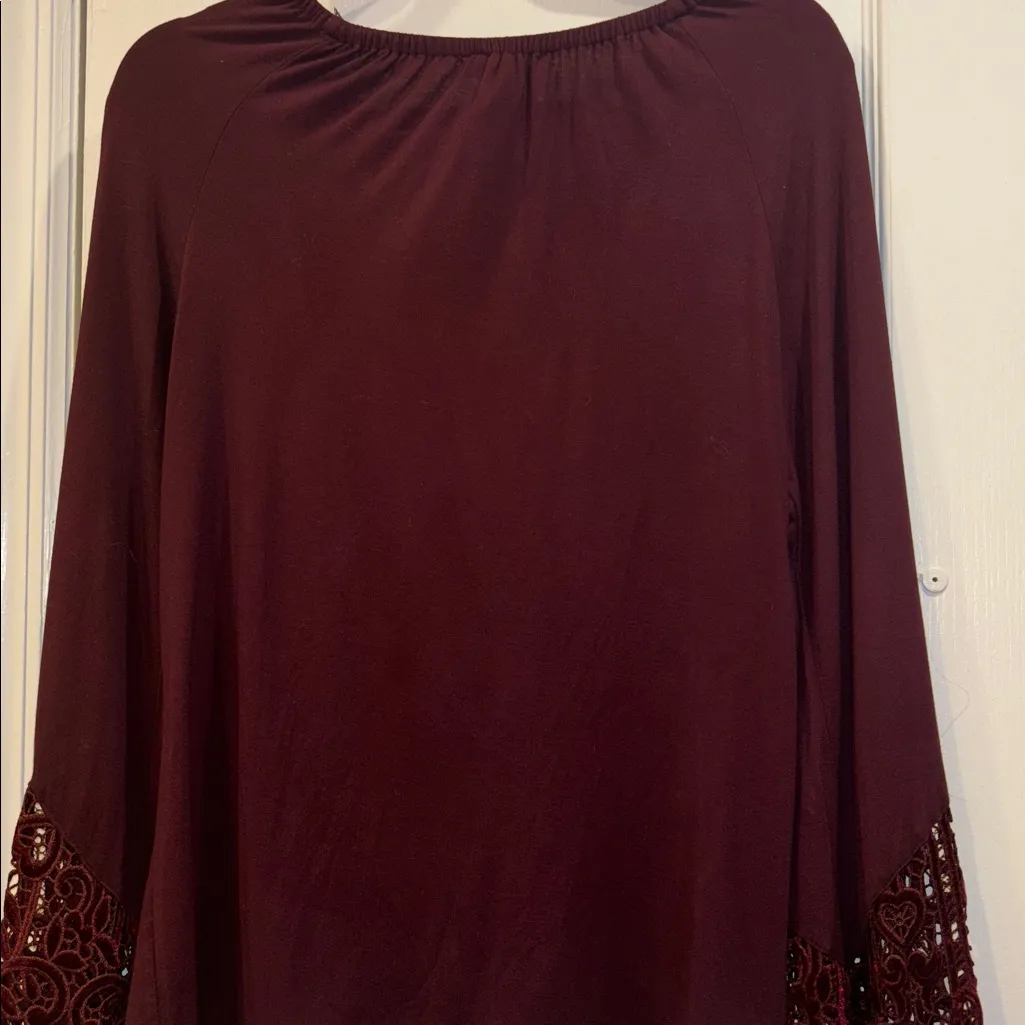 INC BRAND…MAROON COLOR BLOUSE VELVET DESIGN ON CUFF OF SLEEVES TIE CLOSURE Red Size L - Image 3