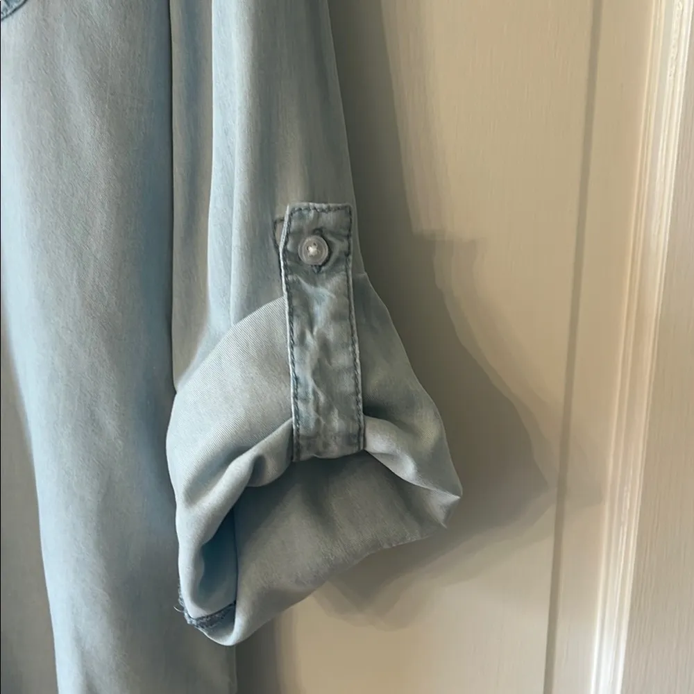 Chico's Blue Button Down Shirt Lightweight Relaxed Fit - Image 11