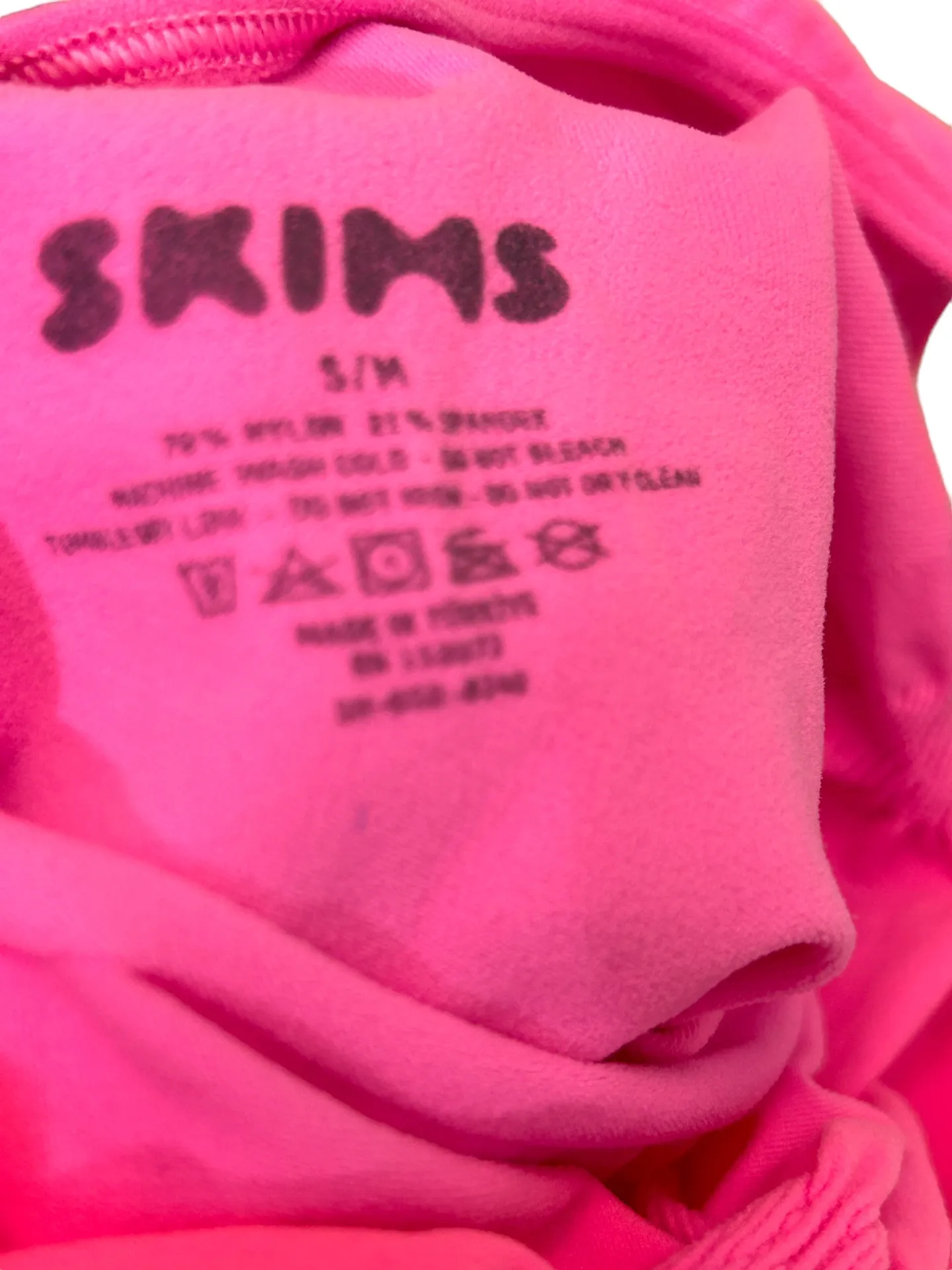 SCULPTING BODYSUIT W SNAPS Neon Orchid  S/M New without box - Image 10