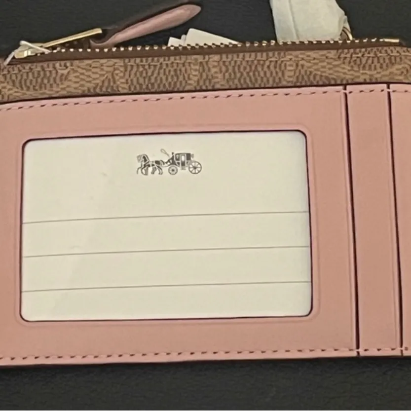 Coach  LOVE key Card Case - Image 2