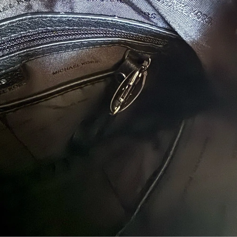 Michael Kors Black Hobo Bag with Gold Accents Leather Lydia - Image 6