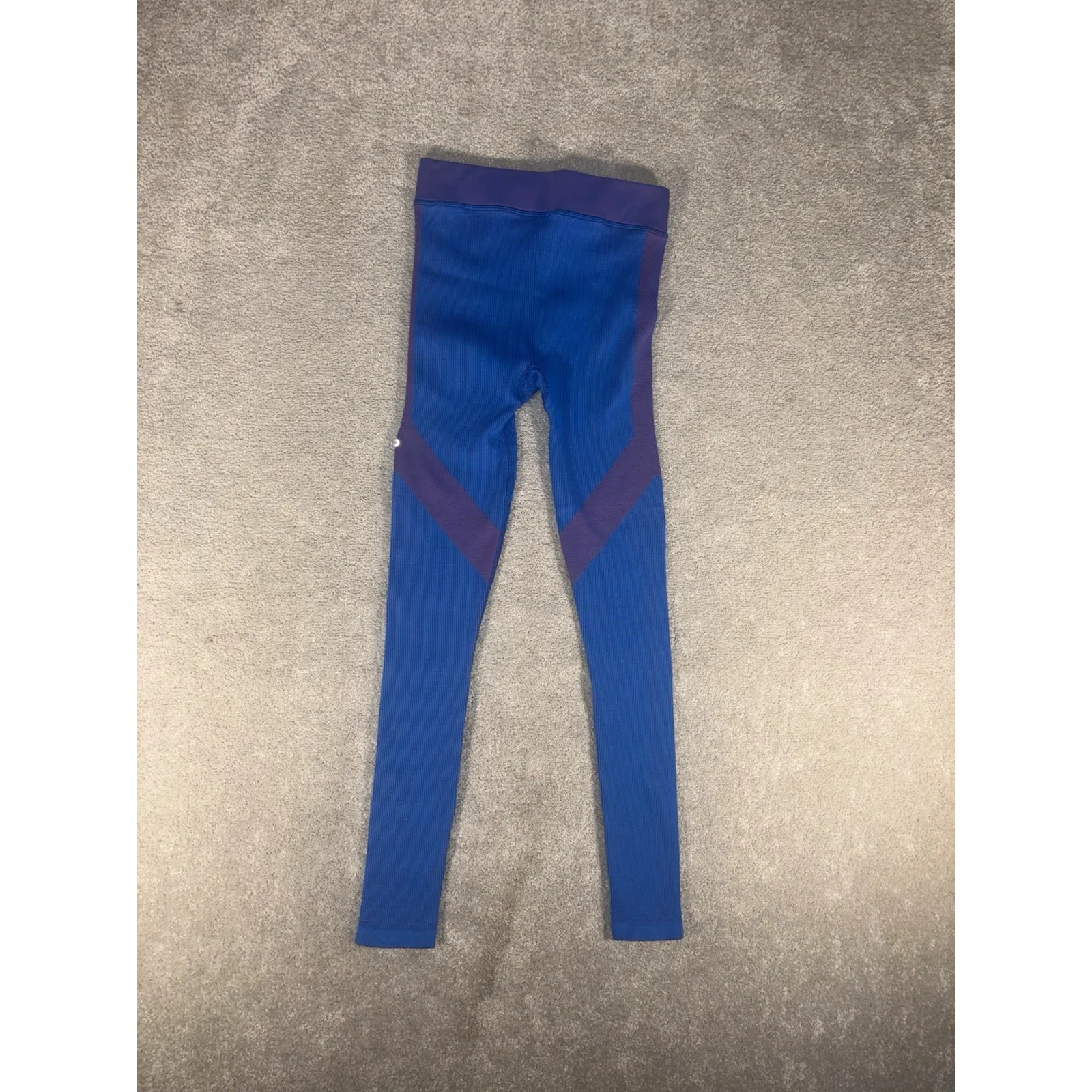 alo yoga leggings illusion seamless high waist leggings Xs Ribbed‎ - Image 3