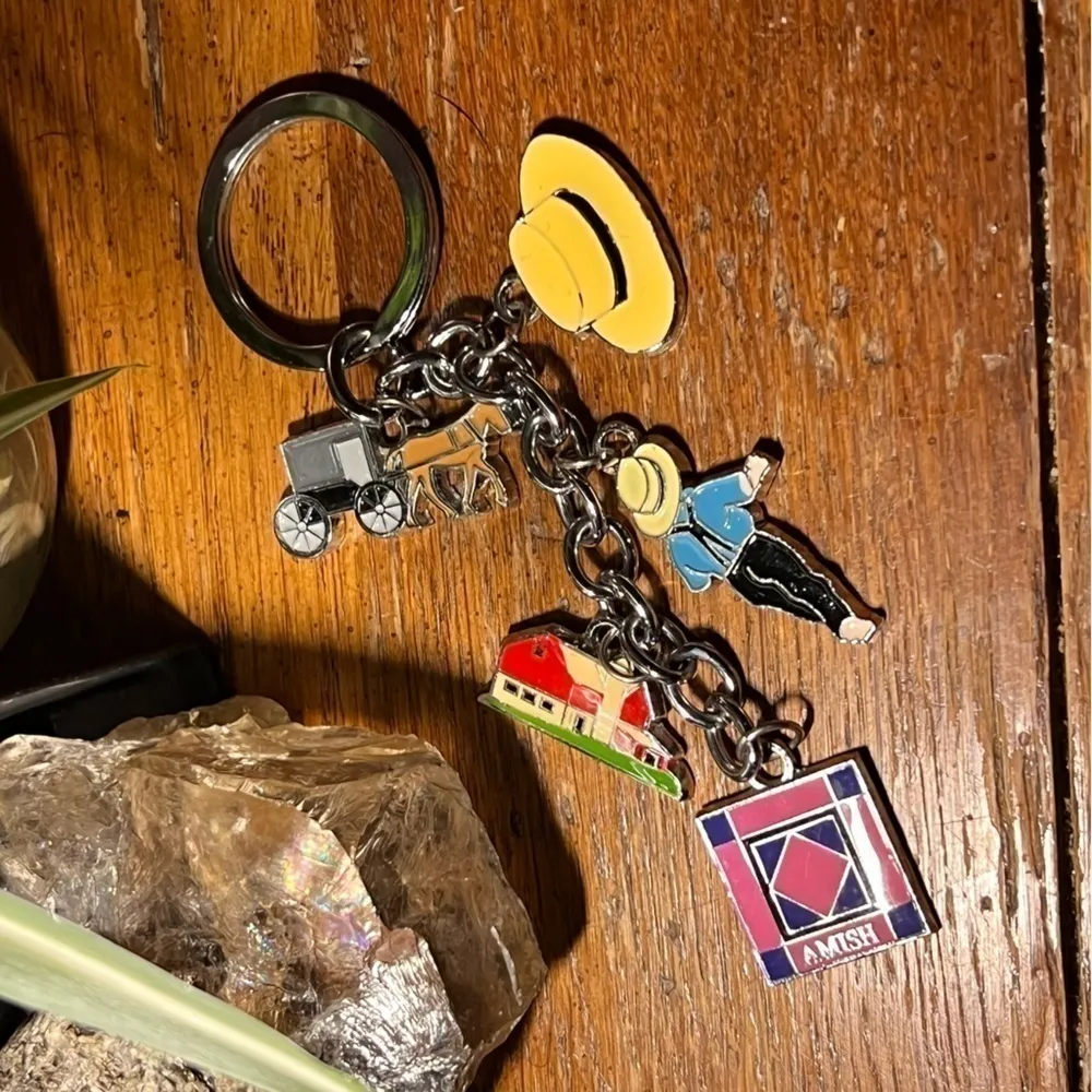 Keychain Silvertone Amish Country Charms 4” Long NWOT - Image 2
