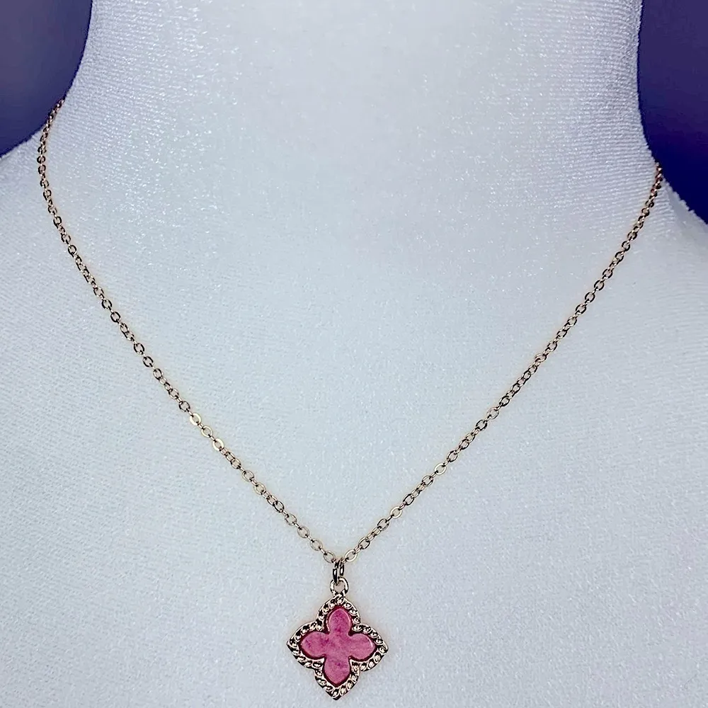 • Alhambra clover 5 piece jewelry set pink necklace bracelet earrings ring Gold - Image 2