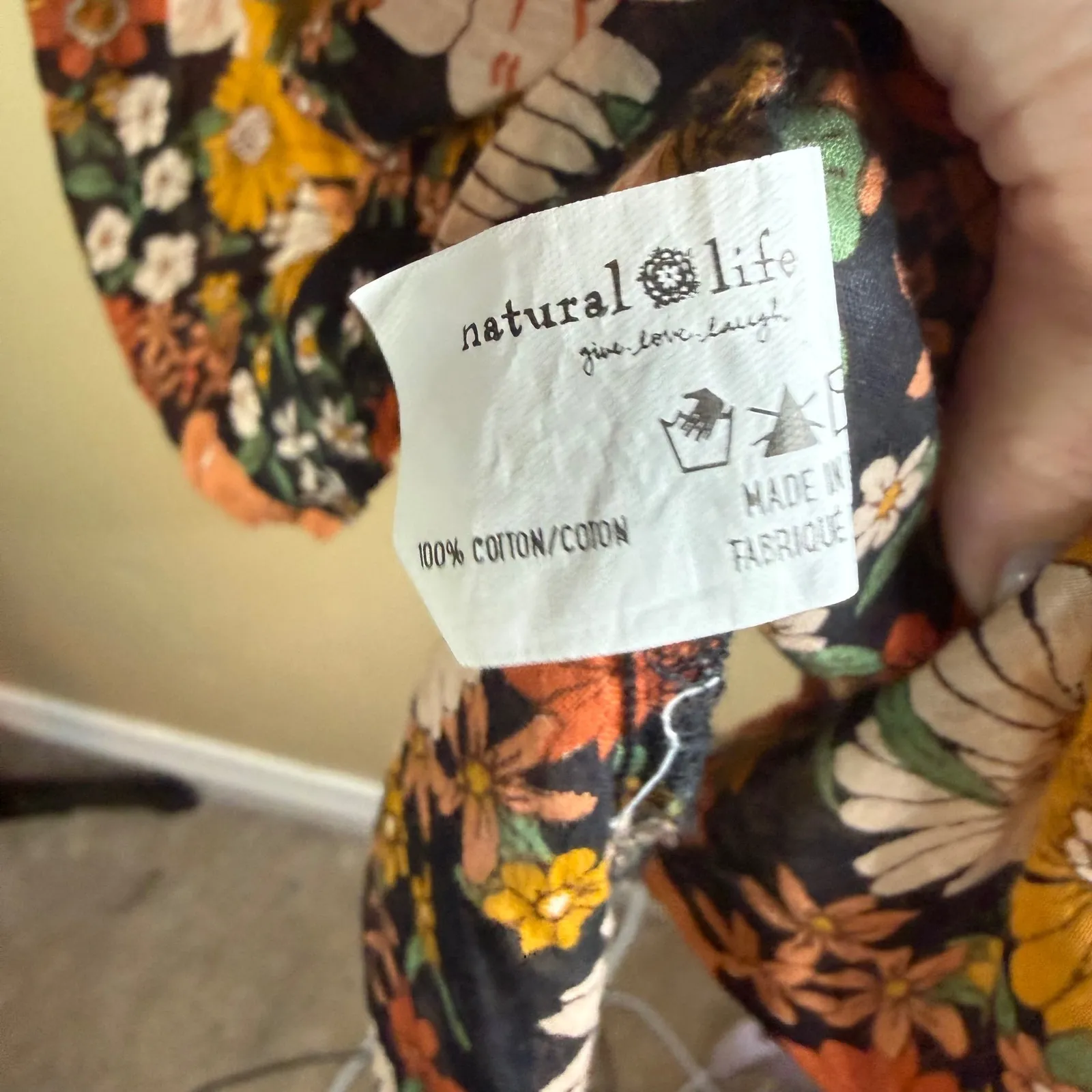 Natural Life Womens L/XL Floral Print Peasant Boho Blouse Frayed Neckline Hippie - Image 8