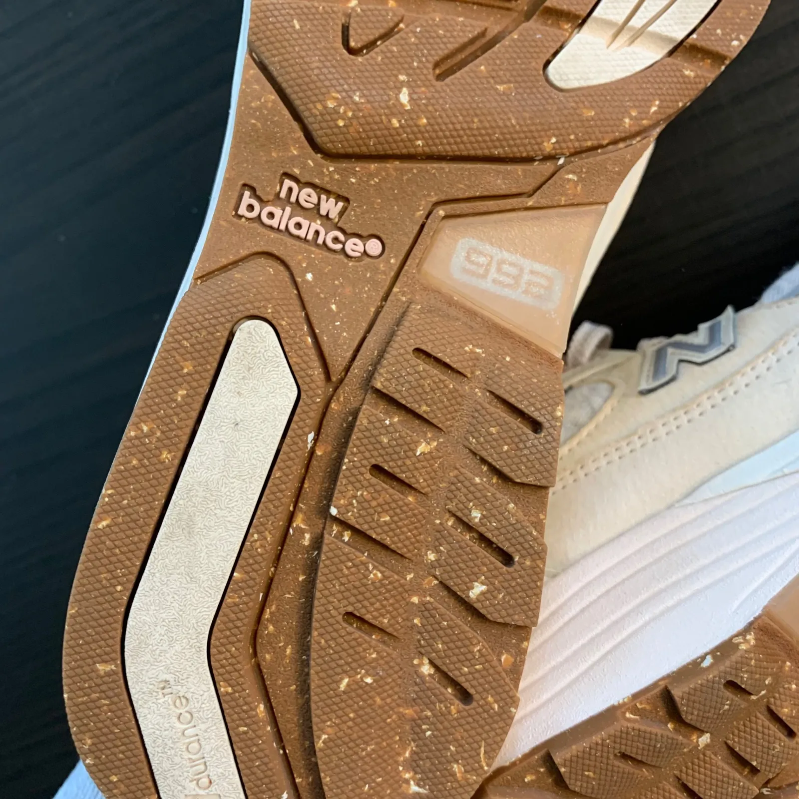 New Balance W992FN Women's Beige Gray Running Shoes Sneakers Size 8.5‎ US READ - Image 3