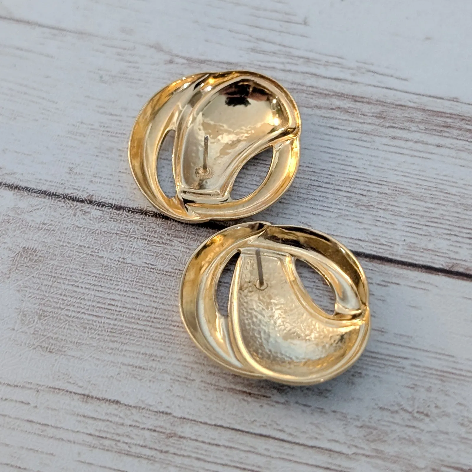 Vintage Stud Earrings - Image 5