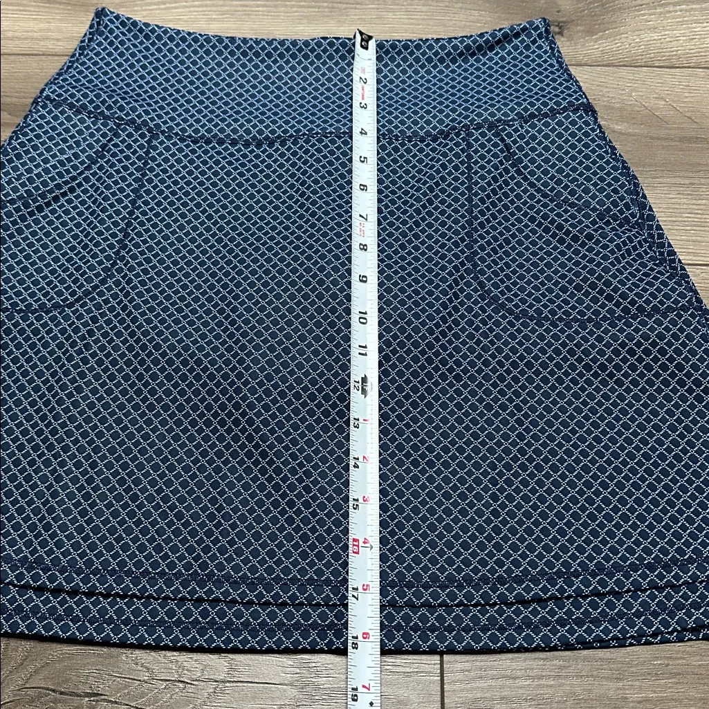 Peter Millar 18” Blue Print Golf Skirt Skort Size Medium - Image 12