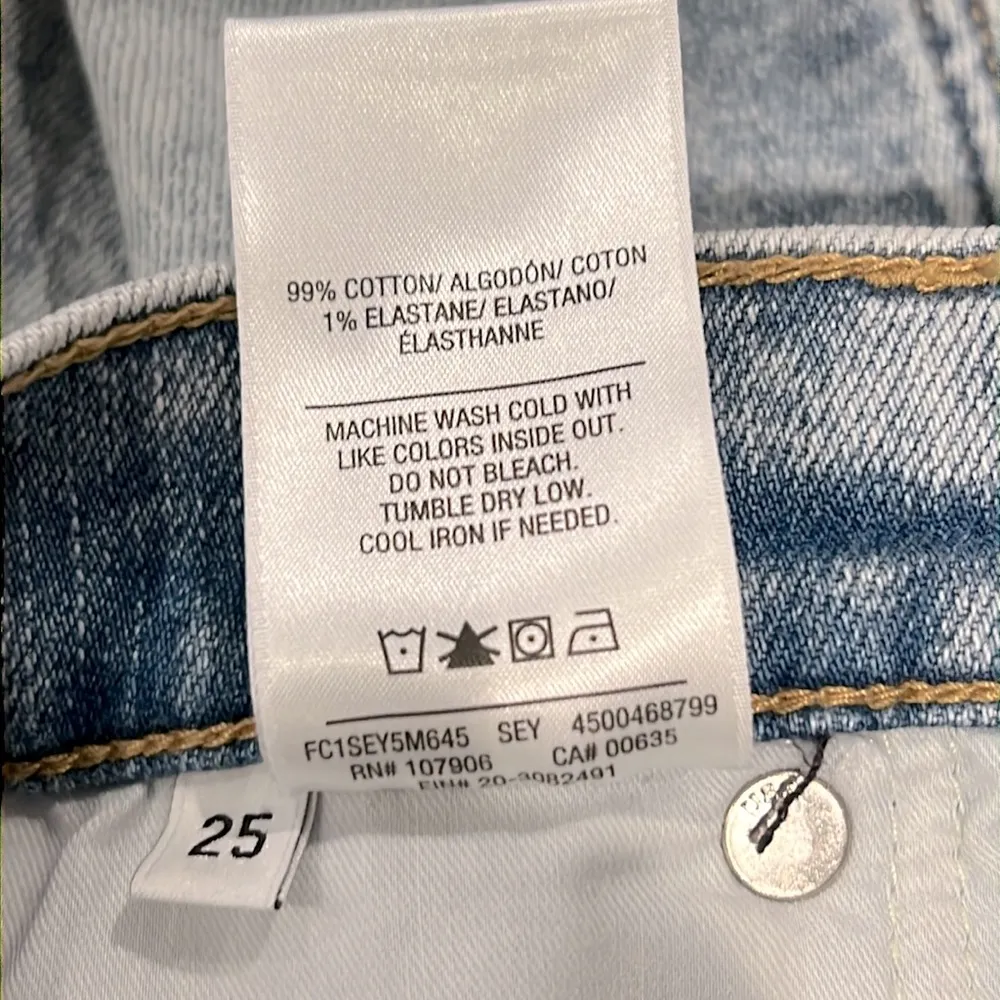 Hudson NWT Gracie Mid-Rise Cut Off Jean Short Size 25 Frayed Hem Light Wash - Image 7