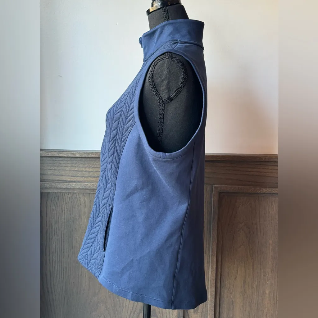 Lady Hagen Navy Vest EUC size Large - Image 3